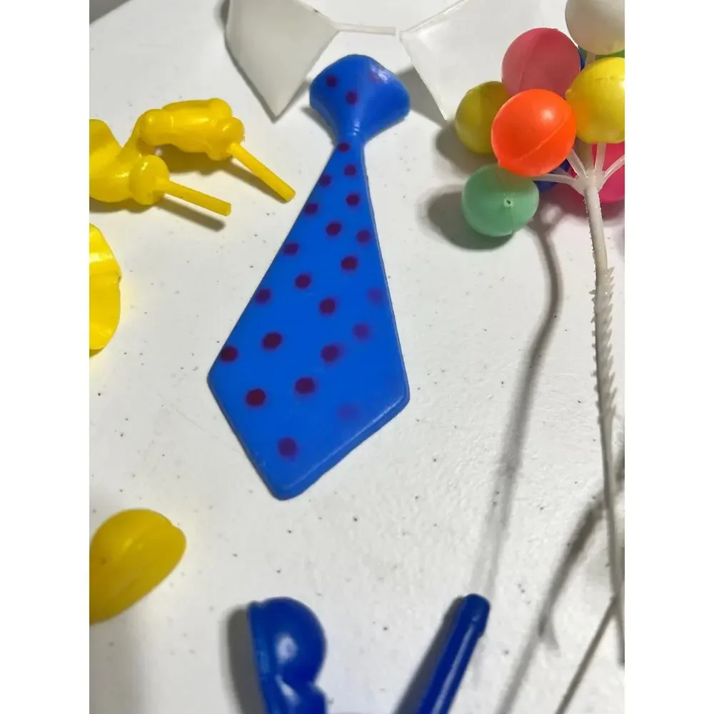 Vintage Cake Decorating Plastic Pieces Toppers Clowns